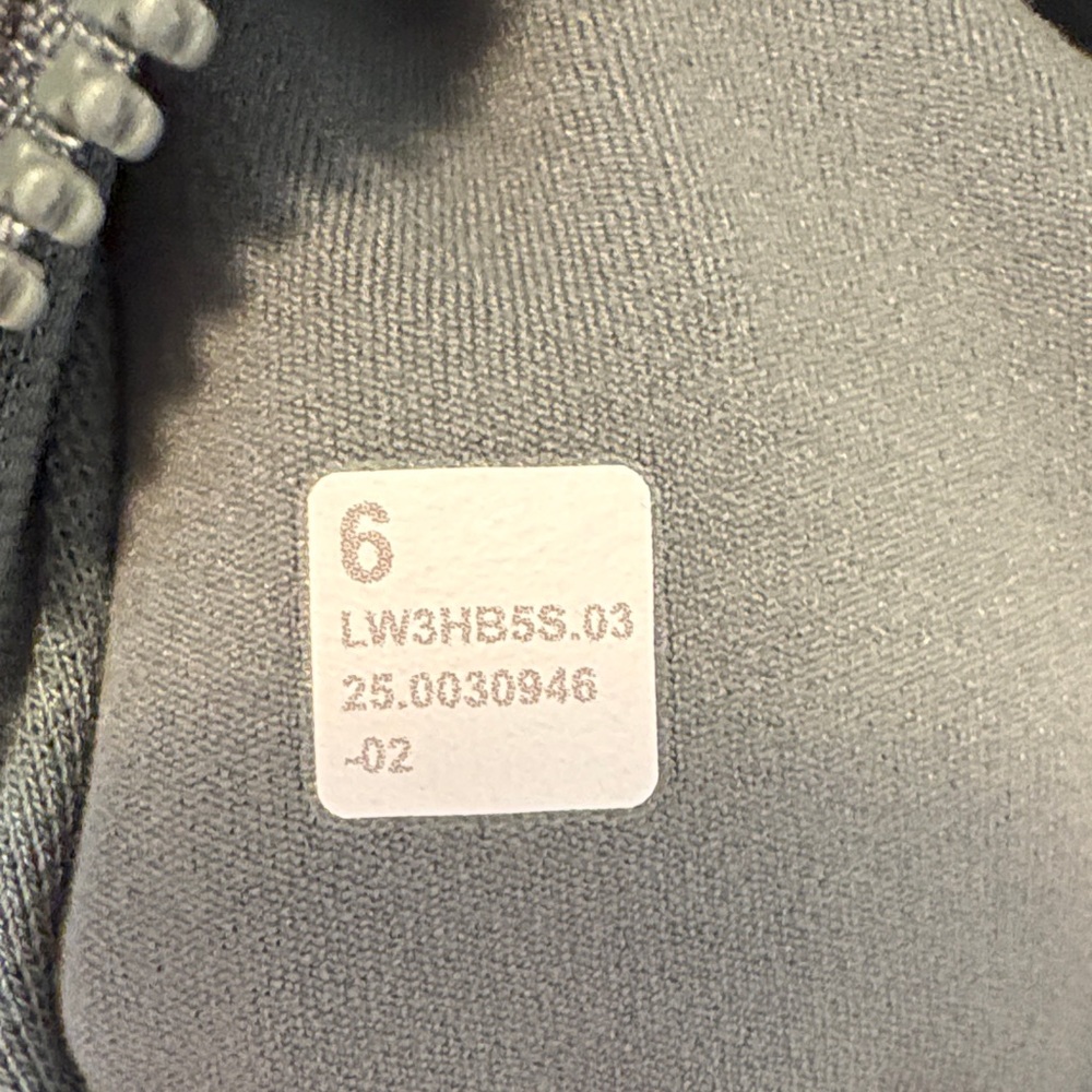 Lululemon Define Cropped Nulu Jacket ~ 6 ~ Rainforest Green - Picture 6 of 12